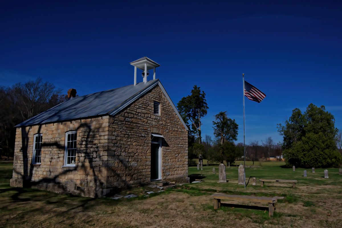 Schoolhouse Femme Osage MO