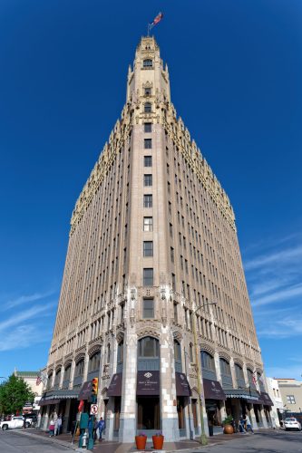 Z5E_1713_Nik-DeNoiseAI-standard_Nik_DxO